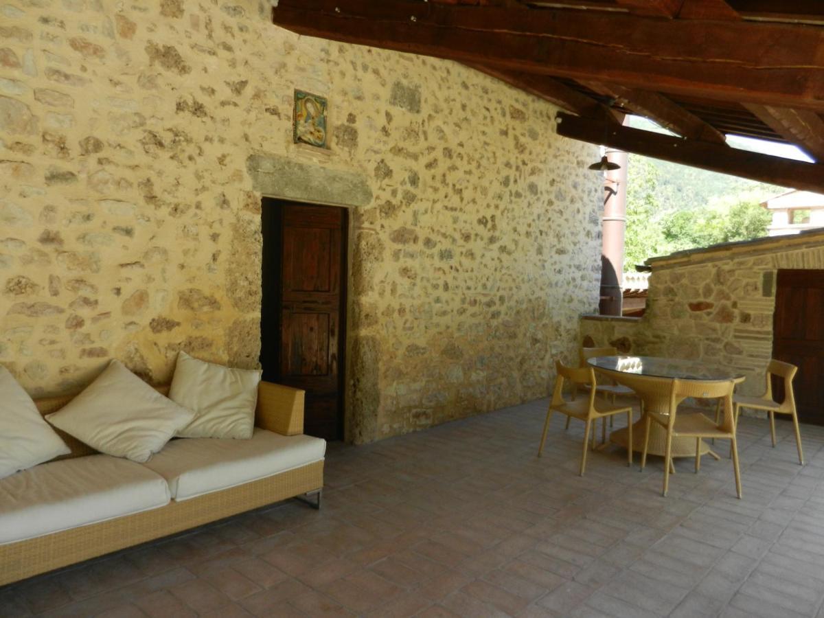 Antico Casale Urbani Guest House Scheggino Екстериор снимка